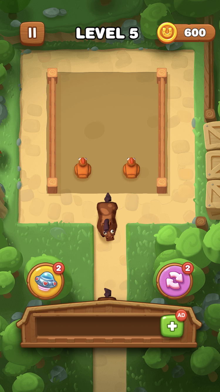 Farm Escape Level 5 with two matching orange birds in the pen, another animal leaving, 600 coins, and two puzzle tools